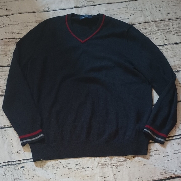 Brooks Brothers Net Jets Men's Navy Blue Burgundy V Neck Merino Blend Sweater XL - Picture 1 of 7